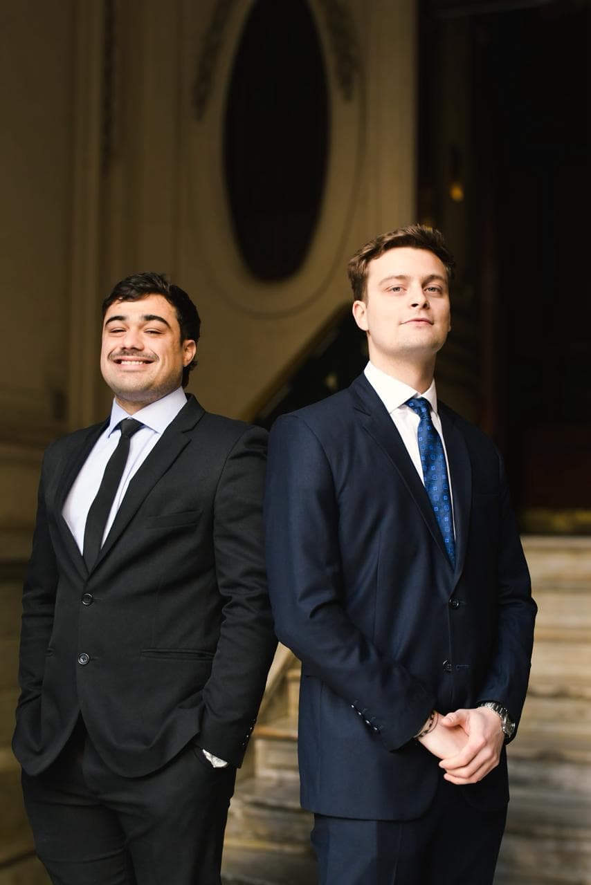 Dres. Agustín Mazzarini y Agustín Gatti